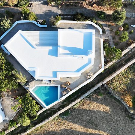 Villa Arades Sifnos With Private Pool Apollonía Exteriör bild