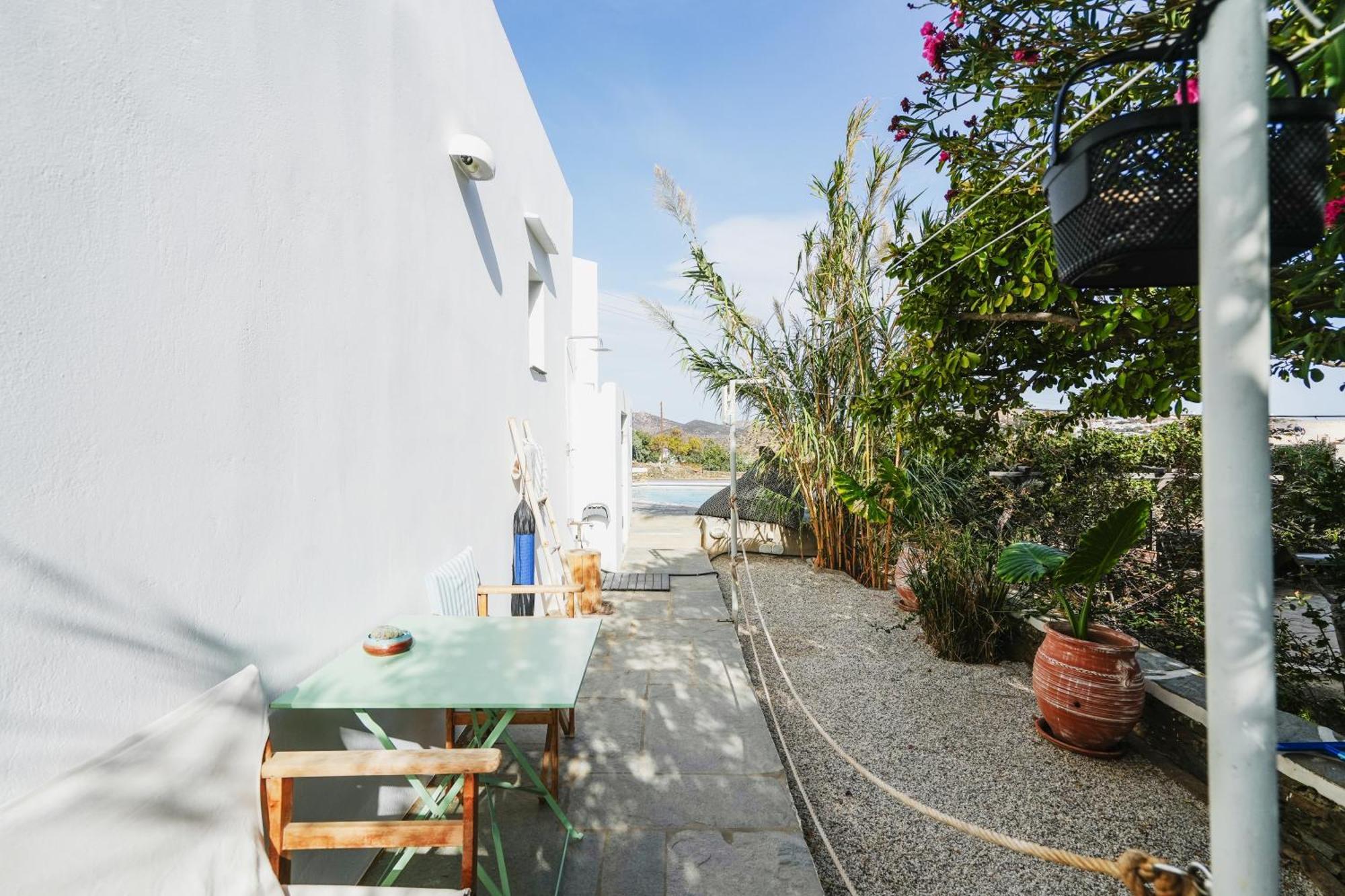 Villa Arades Sifnos With Private Pool Apollonía Exteriör bild