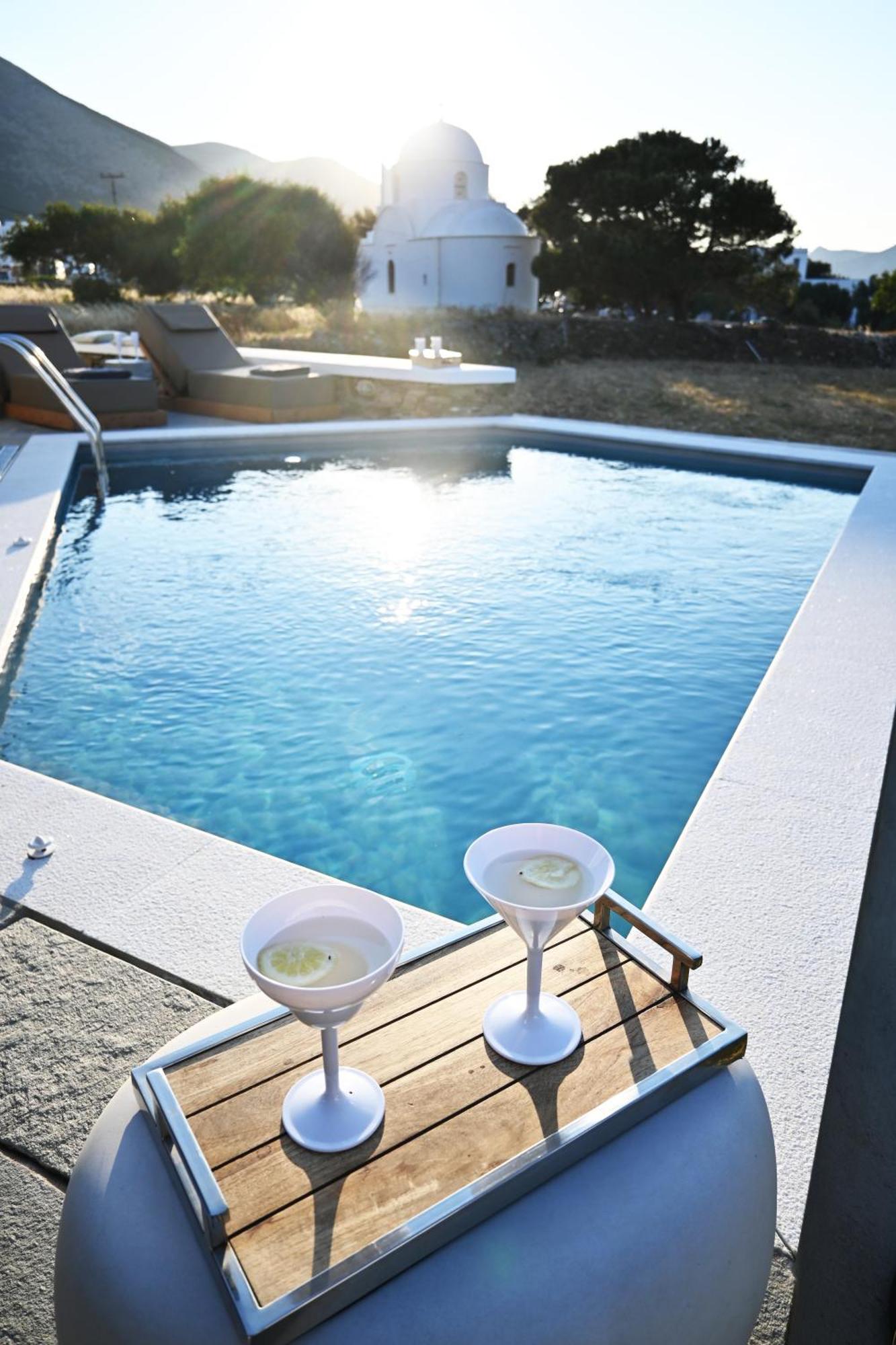 Villa Arades Sifnos With Private Pool Apollonía Exteriör bild